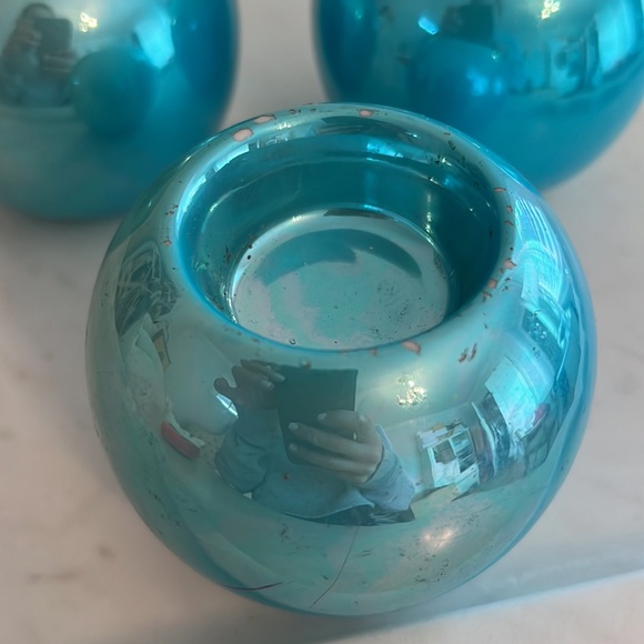 Home Decor Blue Candle Holders - Picture 4 of 9